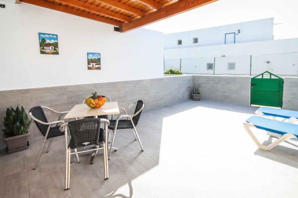 Apartamento Luna Tías Εξωτερικό φωτογραφία